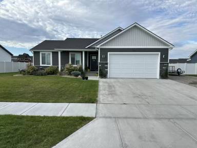 Main picture of 3906 Inglewood Dr