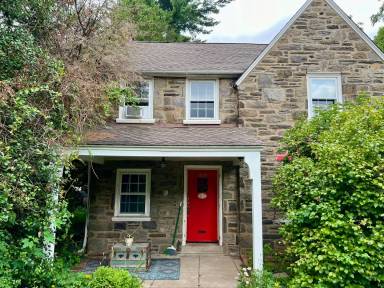 Main picture of 1121 Greenwood Ave