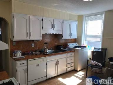 Main picture of 15 Cameron Ave