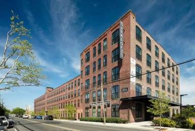 Main picture of 154 Avenue E