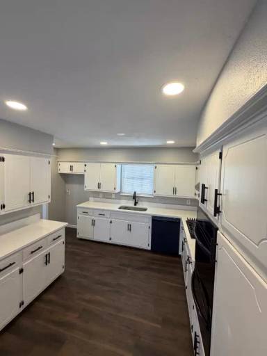 Main picture of 18 Apache