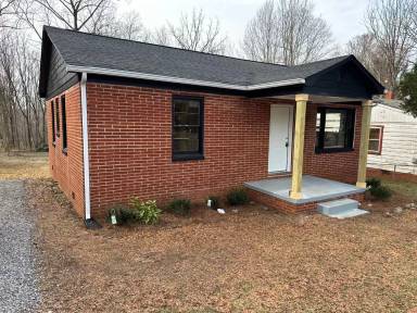 Main picture of 662 Grier St
