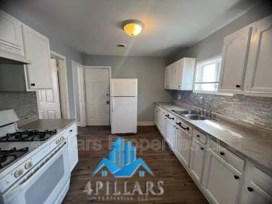 Main picture of 1120 W 150th St