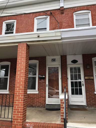 Main picture of 523 S Van Buren St