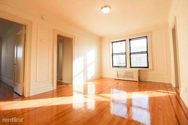 Main picture of 189 E Mosholu Pkwy N