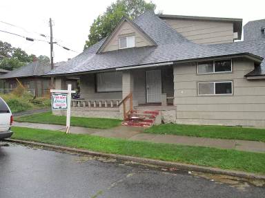 Main picture of 1012 S Maple St