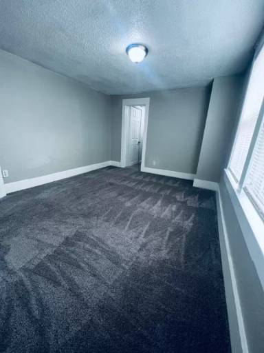 Main picture of 3534 Flora Ave