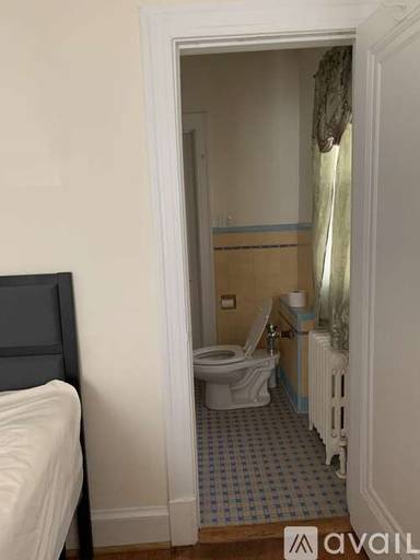 Main picture of 4705 Colorado Ave NW