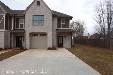 Main picture of 2002 Stephanie Ct