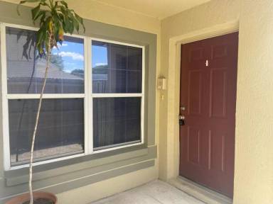 Main picture of 2220 Heathwood Cir