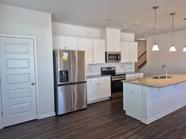Main picture of 618 Blaven St