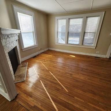 Main picture of 390 Harper Ave NW