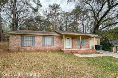 Main picture of 2630 Mayfair Rd