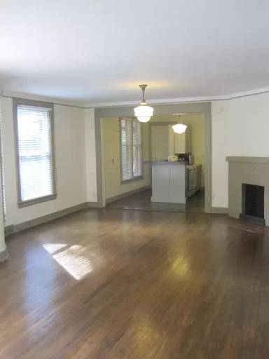 Main picture of 726 Lake Dr SE