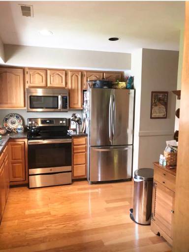 Main picture of 69 Midlake Cir