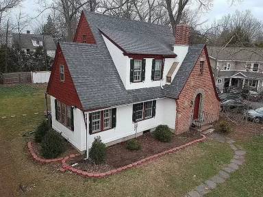 Main picture of 768 N Pleasant St