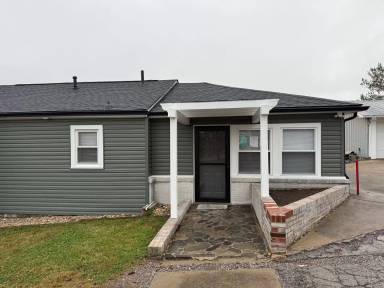 Main picture of 313 E Bernard Ave