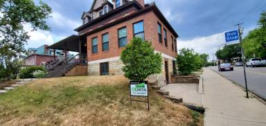 Main picture of 304 S Graham St