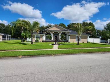 Main picture of 5903 Diamond Ct
