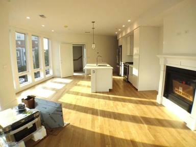 Main picture of 283 Old Colony Ave