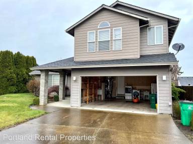 Main picture of 3641 NE 149th Ave