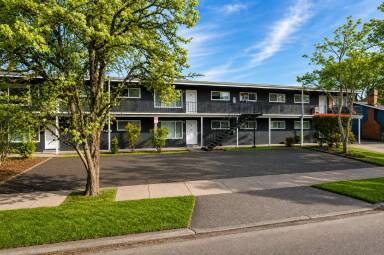 Main picture of 205 6th Ave SE