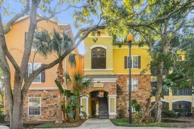 Main picture of Courtney Palms Condominium