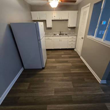 Main picture of Eastland Hills Apartments