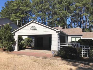 Main picture of 102 Cottage Ln