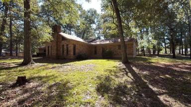 Main picture of 8429 Kelly Ln