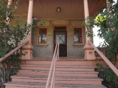 Main picture of 428 SE Byers Ave