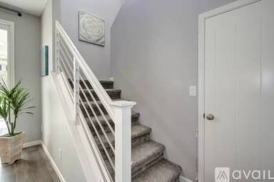 Main picture of 9073 Hourglass Cir