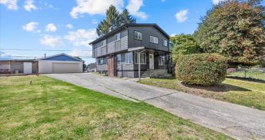 Main picture of 7531 12th Ave SW