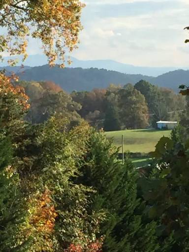 Main picture of 148 Rolling Acres Way