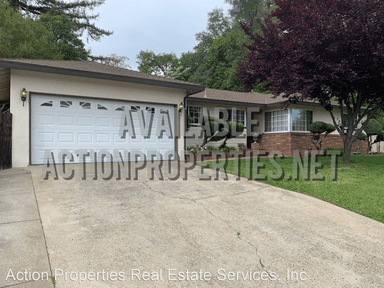 Main picture of 709 Maple Dr