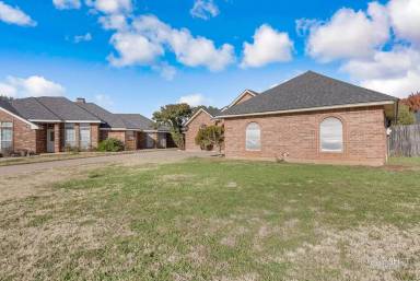 Main picture of 7317 Willow View Rd