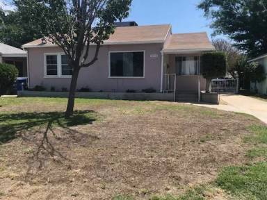 Main picture of 1408 S Chester Ave