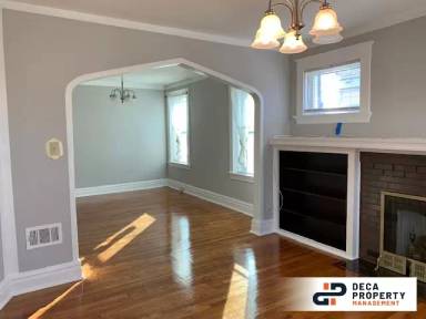 Main picture of 5010 Winona Ave