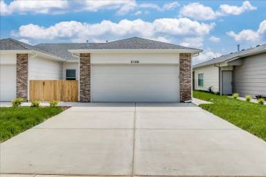 Main picture of 2132 N Melody Ct