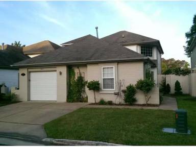 Main picture of 807 Zoeller Ct