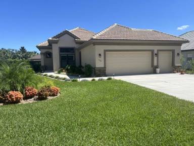 Main picture of 1139 N Hunt Club Dr