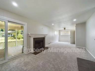 Main picture of 10807 Blue Ridge Blvd