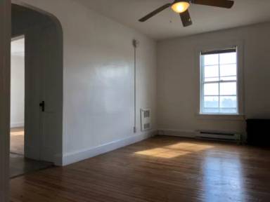 Main picture of 274 Amherst St