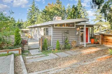 Main picture of 18750 12th Ave NE