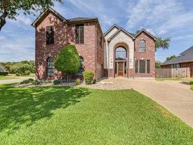 Main picture of 2610 Plantation Dr