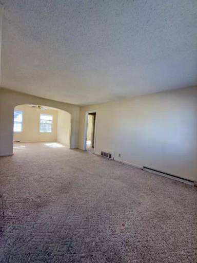 Main picture of 1009 Lynwood Dr