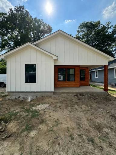 Main picture of 1273 Englewood St