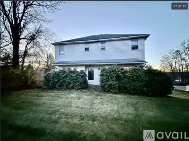 Main picture of 141 E High St