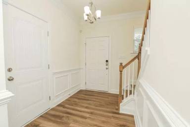 Main picture of 8218 Spiral Dr