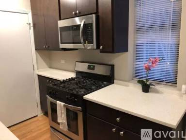 Main picture of 3215-21 W Cullom Ave & 4255-57 N Sawyer Ave